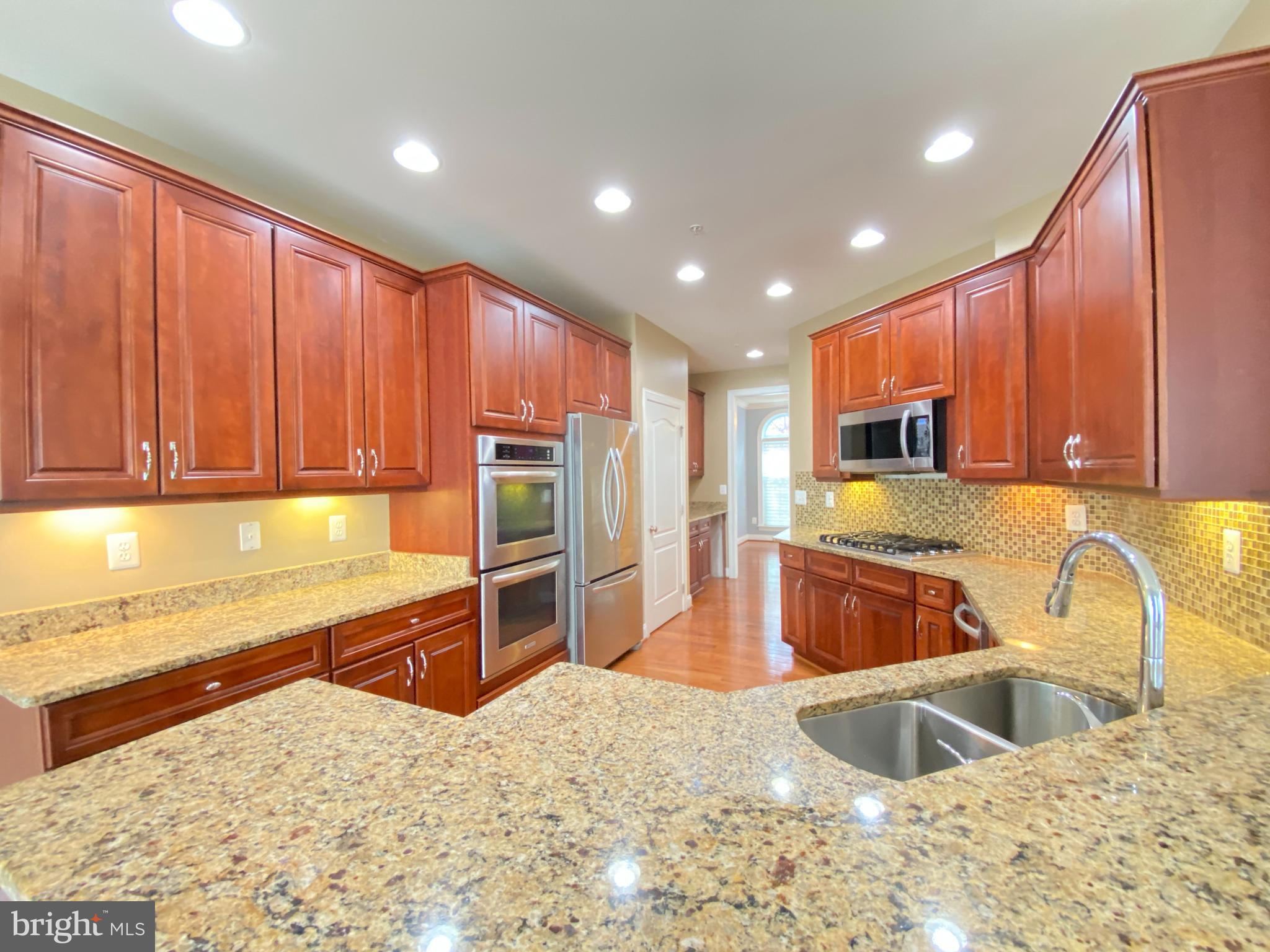 7622 Elmcrest Road Hanover, MD 21076 - Photo 15 of 53