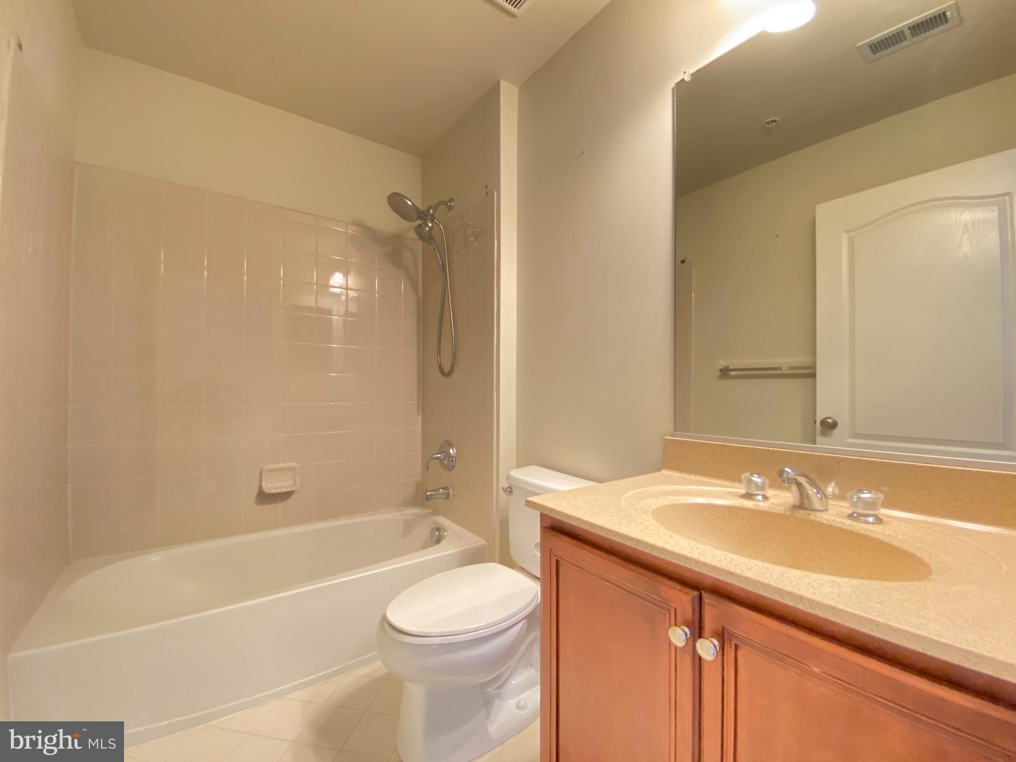 7622 Elmcrest Road Hanover, MD 21076 - Photo 30 of 53 Guest Bathroom