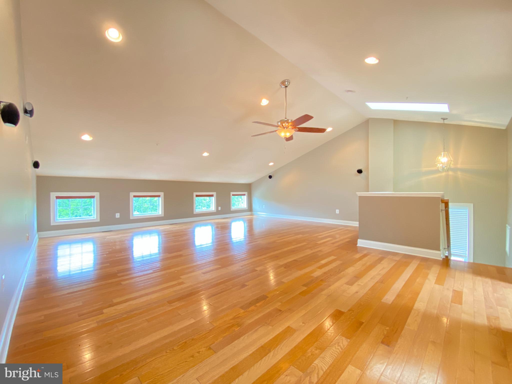 7622 Elmcrest Road Hanover, MD 21076 - Photo 36 of 53 Loft