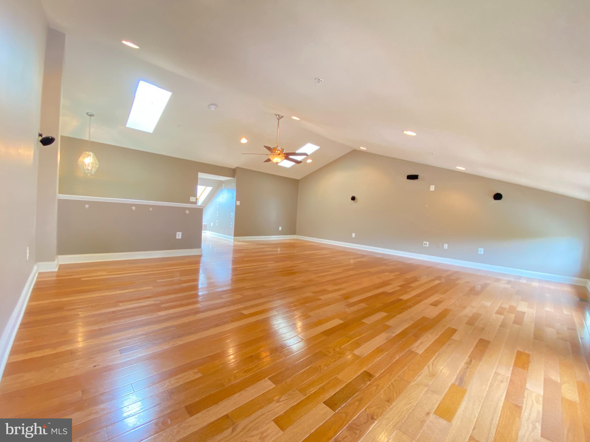 7622 Elmcrest Road Hanover, MD 21076 - Photo 38 of 53 Loft