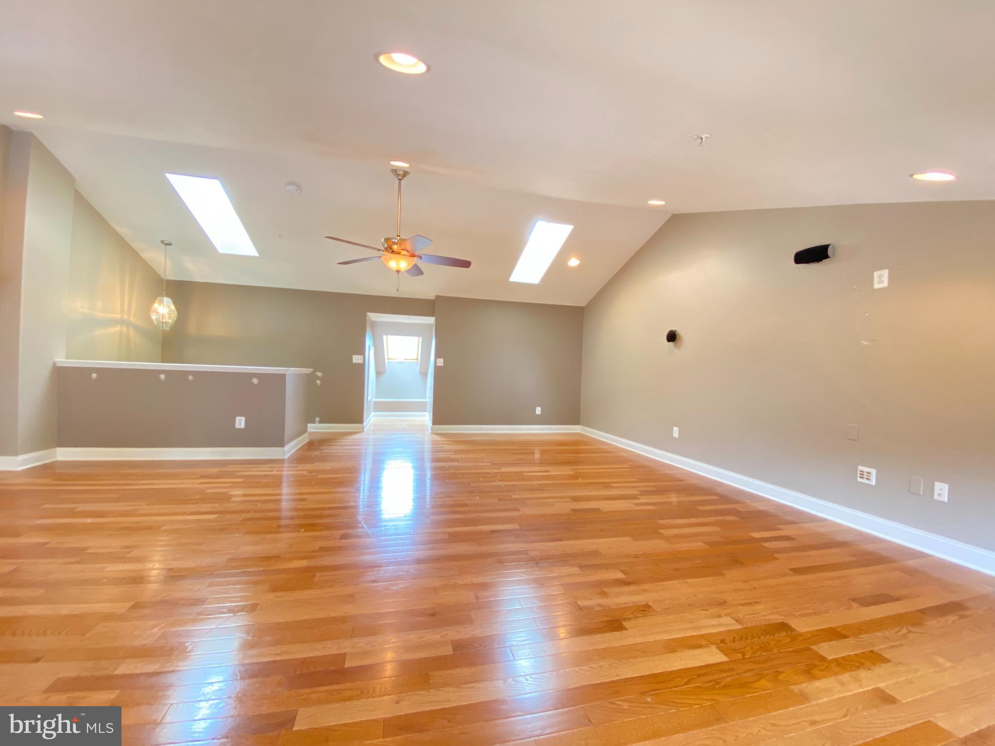 7622 Elmcrest Road Hanover, MD 21076 - Photo 39 of 53 Loft