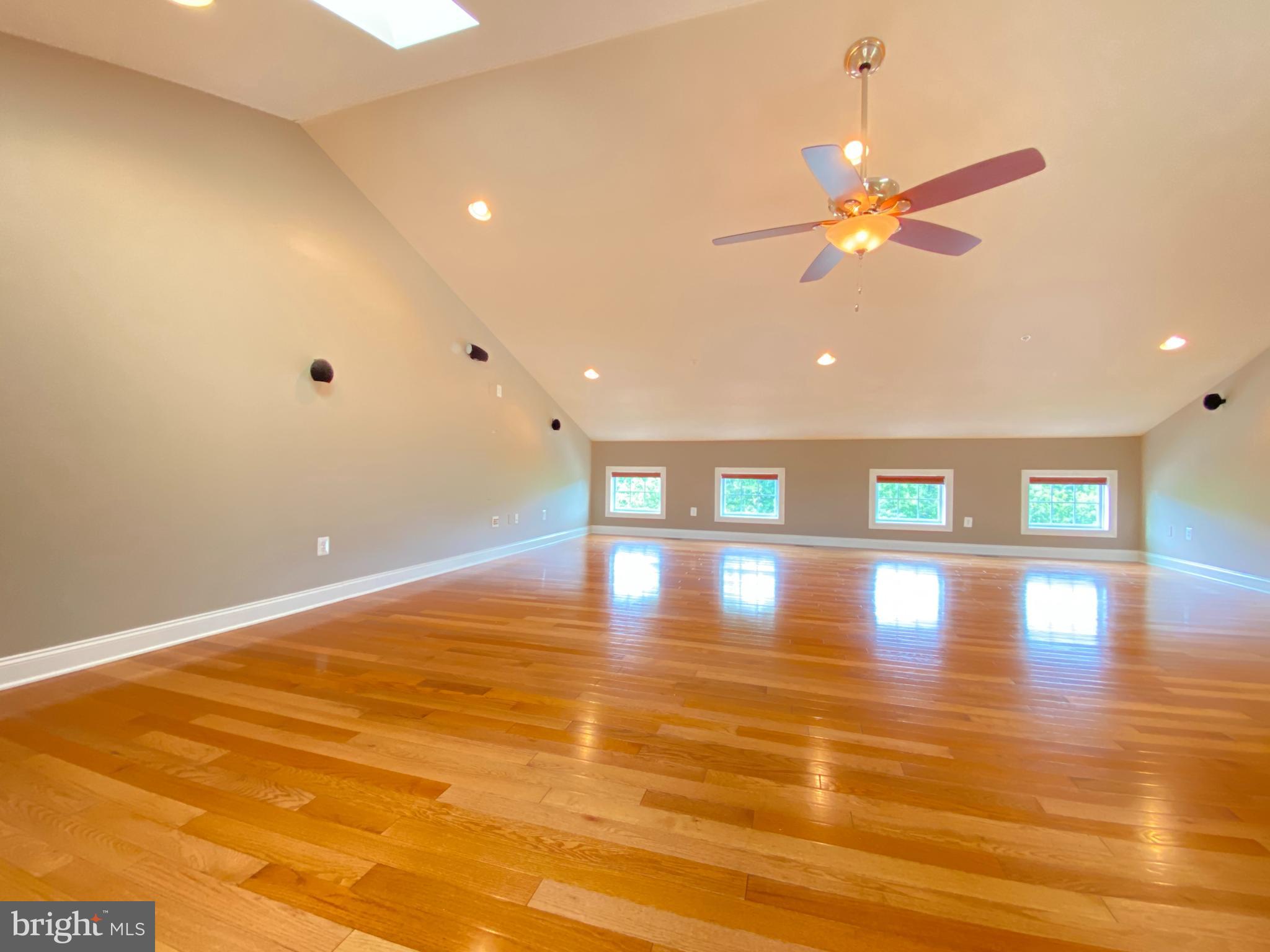 7622 Elmcrest Road Hanover, MD 21076 - Photo 40 of 53 Loft