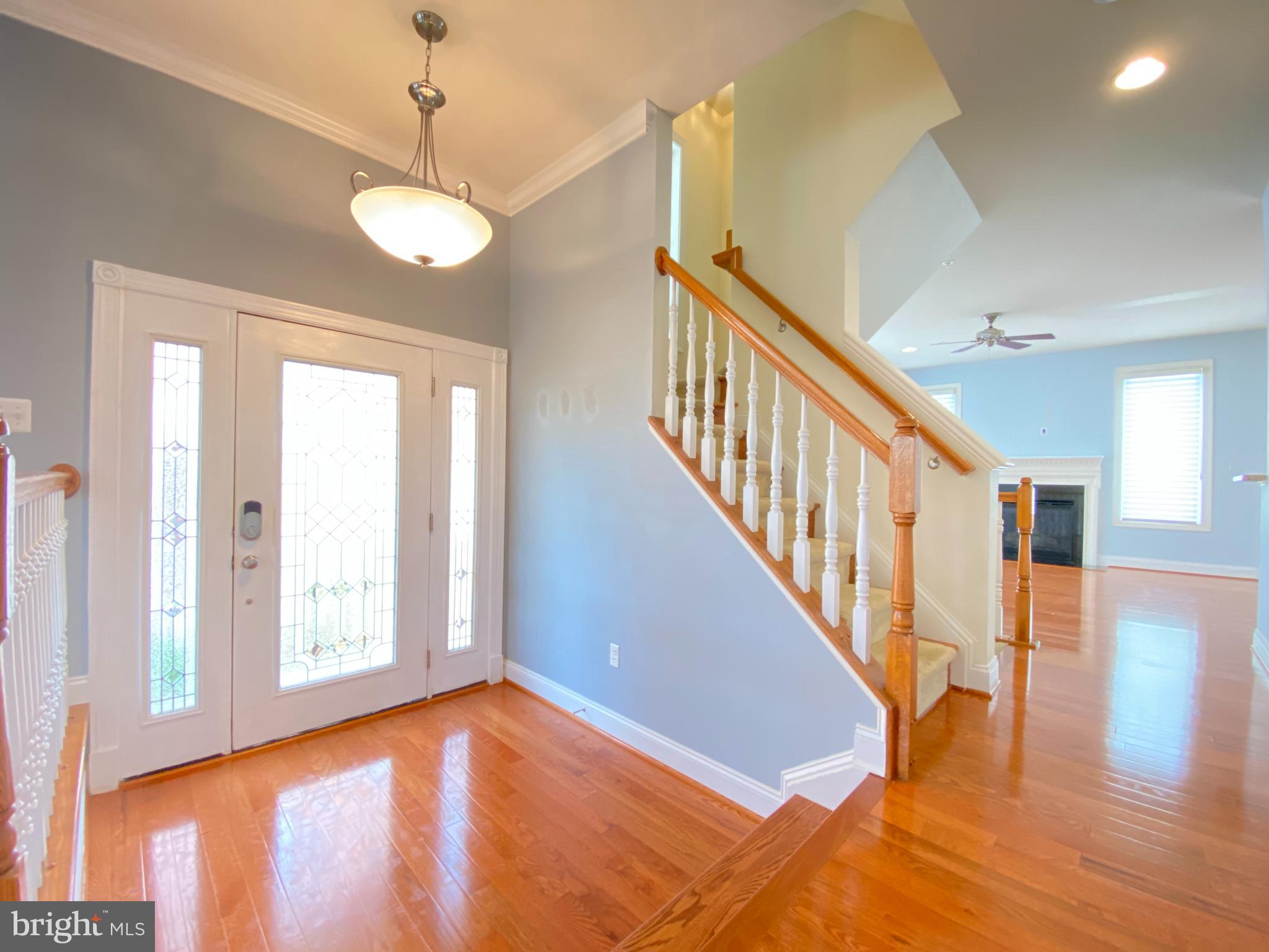 7622 Elmcrest Road Hanover, MD 21076 - Photo 5 of 53