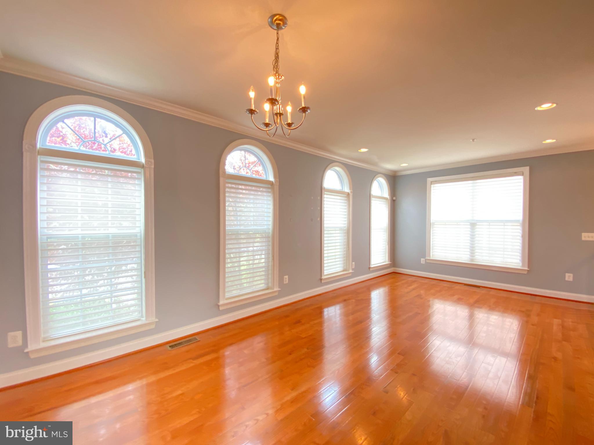 7622 Elmcrest Road Hanover, MD 21076 - Photo 9 of 53 Dining Room