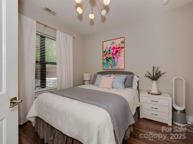 $444,999 | 712 North Alexander Street, Charlotte, NC 28202