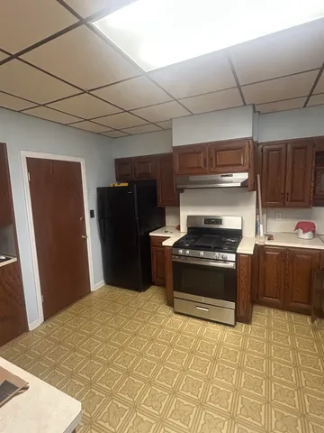 $1,700 | 18 West 16th Street, Unit 2, Bayonne, NJ 07002