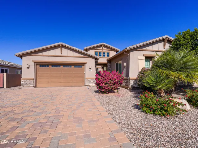 $915,000 | 948 East Reliant Street, Gilbert, AZ 85298