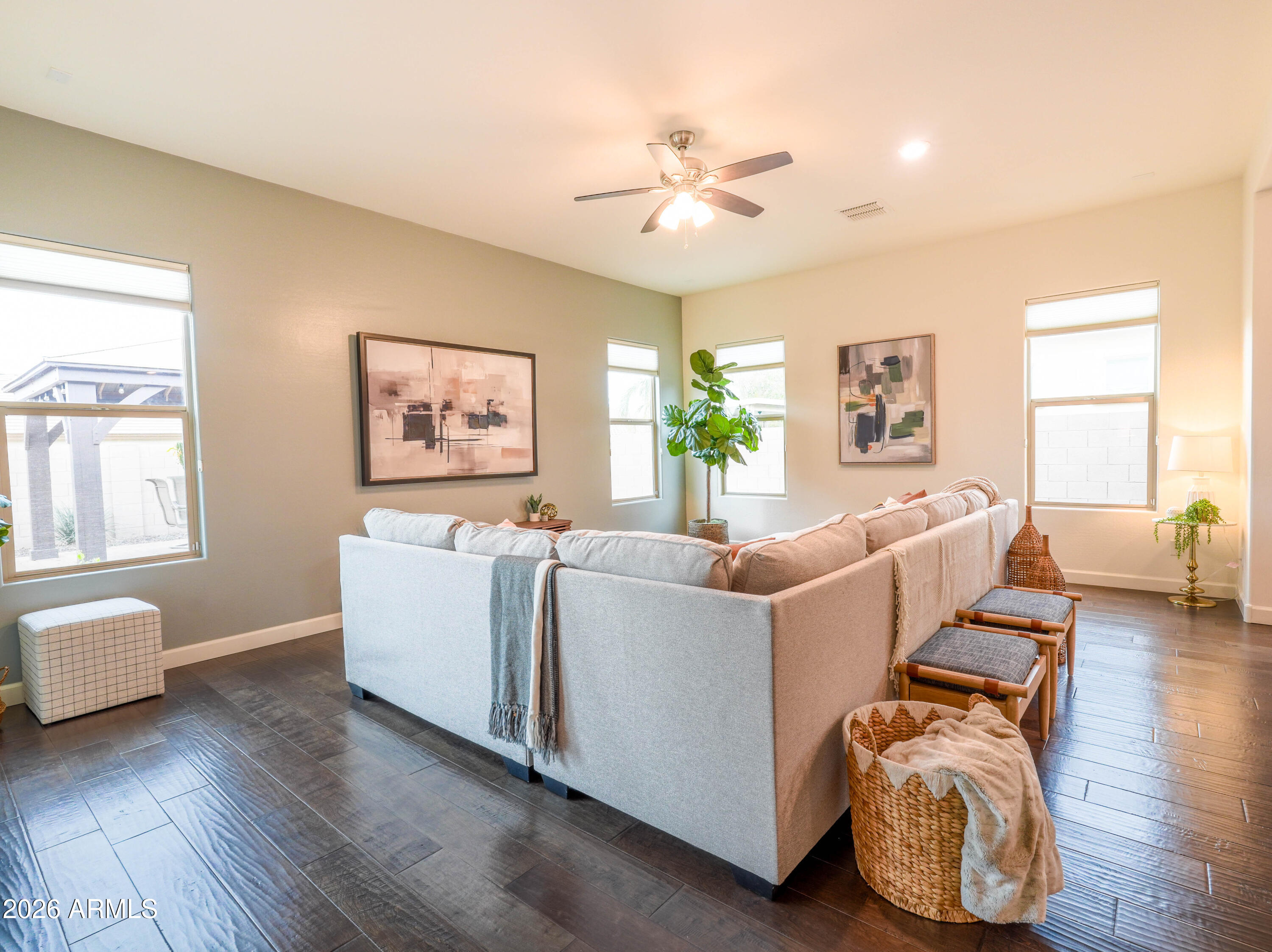 948 East Reliant Street Gilbert, AZ 85298 - Photo 26 of 59 948 E Reliant St