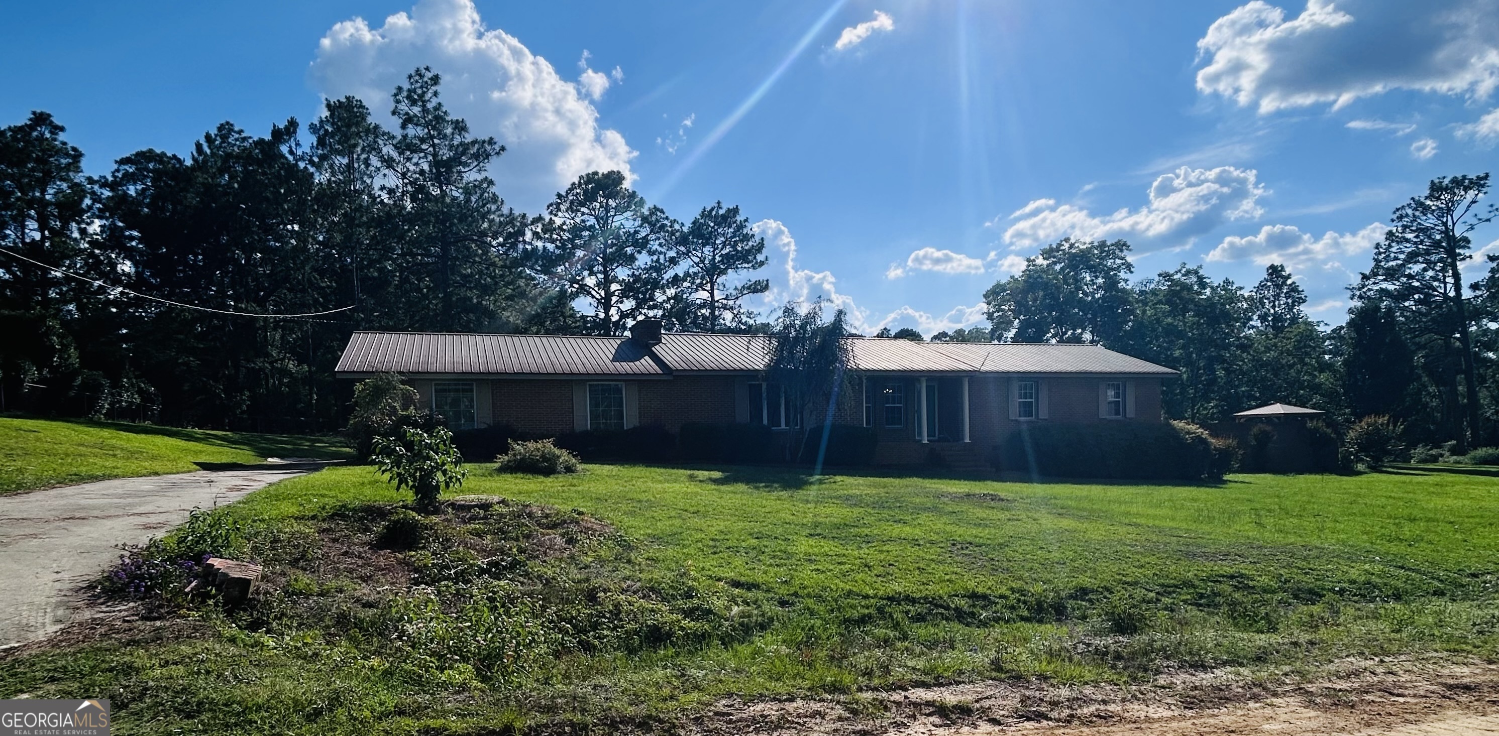 333 Rainbow Ridge Swainsboro, GA 30401 - Photo 2 of 37