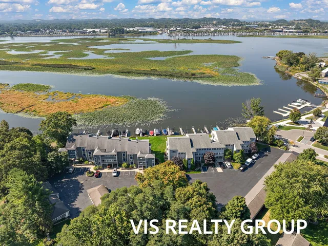 $599,900 | 221 Riverfront Drive, Unit 12, Spring Lake, MI 49456