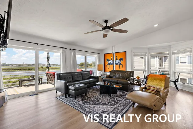 $599,900 | 221 Riverfront Drive, Unit 12, Spring Lake, MI 49456