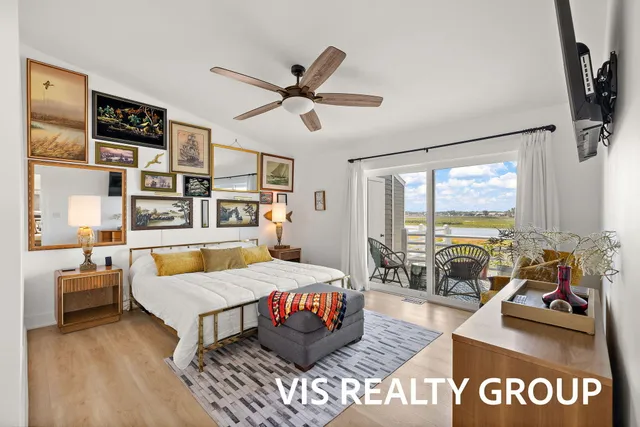 $599,900 | 221 Riverfront Drive, Unit 12, Spring Lake, MI 49456