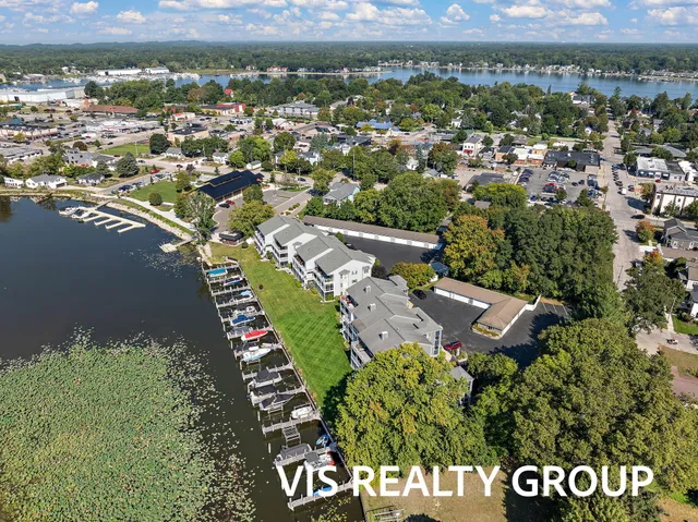 $599,900 | 221 Riverfront Drive, Unit 12, Spring Lake, MI 49456
