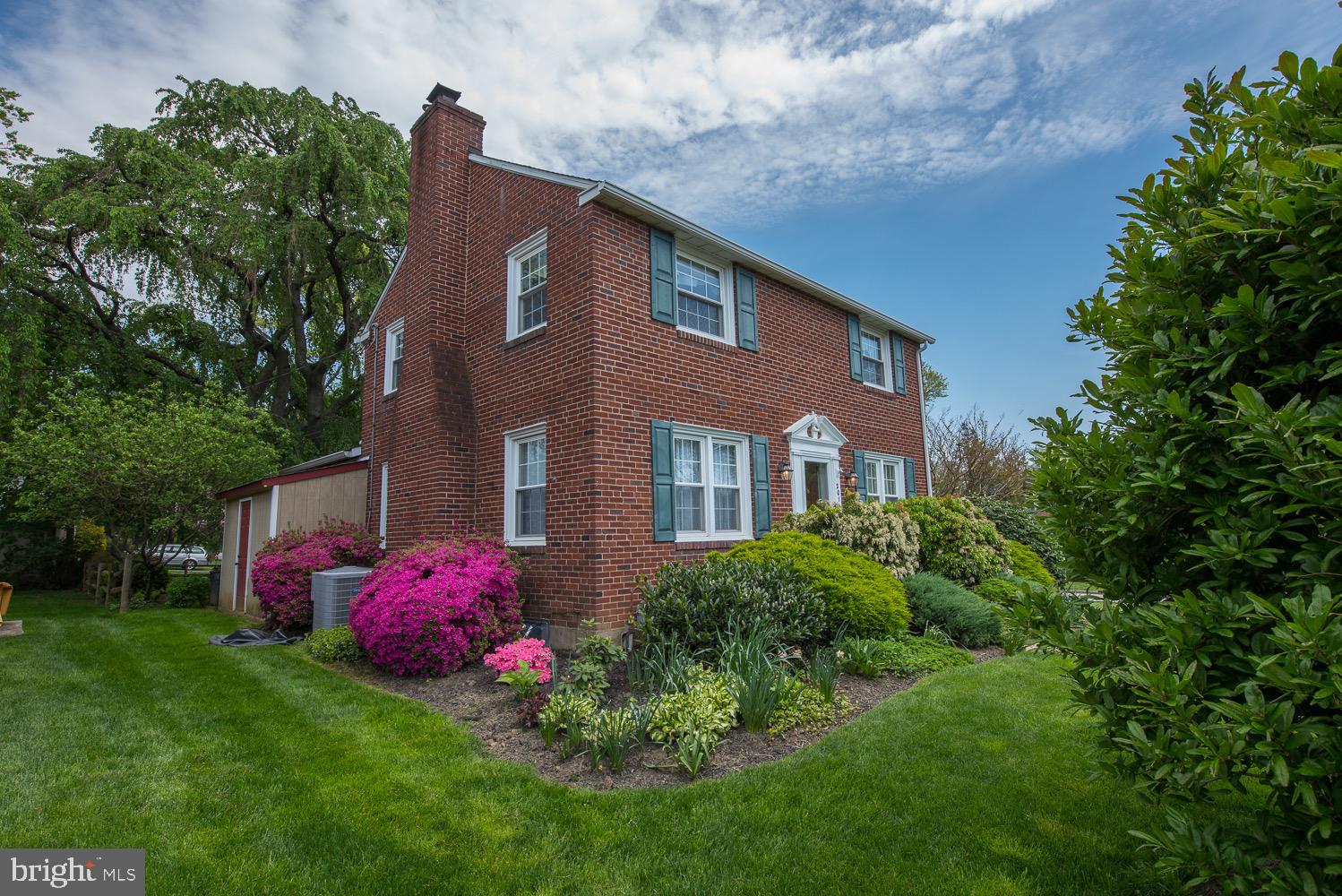 201 Rodmor Road Havertown, PA 19083 - Photo 3 of 37