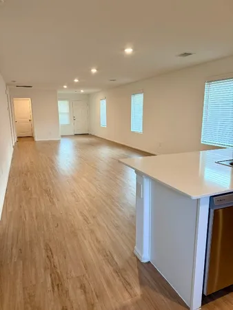 $1,900 | 963 Oak Mist Lane, Magnolia, TX 77354