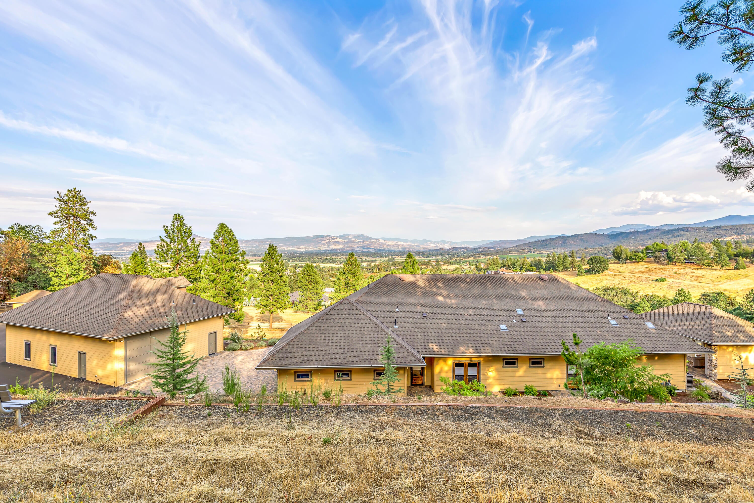 4057 Livingston Road Central Point, OR 97502 - Photo 54 of 59 4057 Livingston Road in Central Point