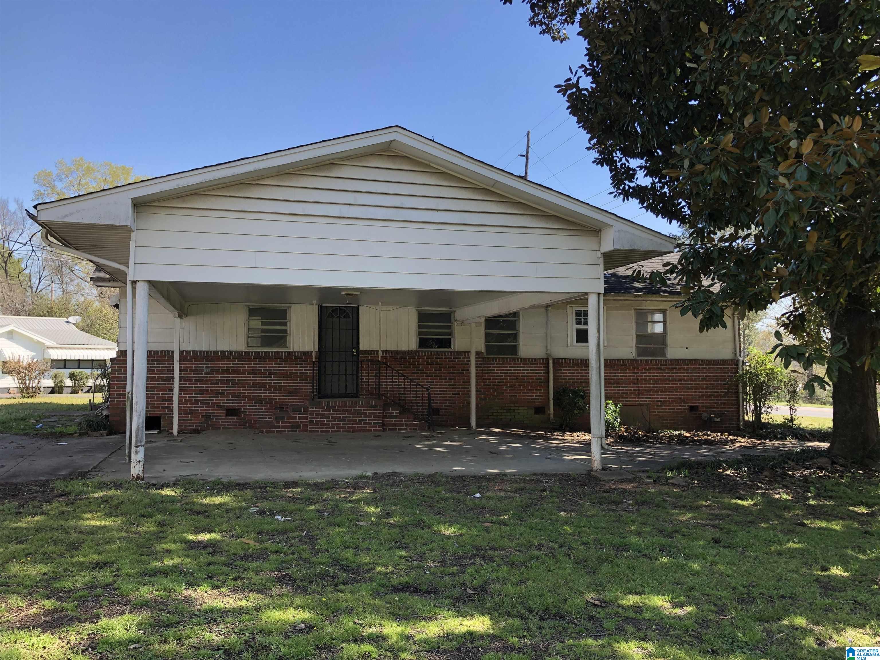 402 Elm Street Southwest Bessemer, AL 35022 - Photo 6 of 48