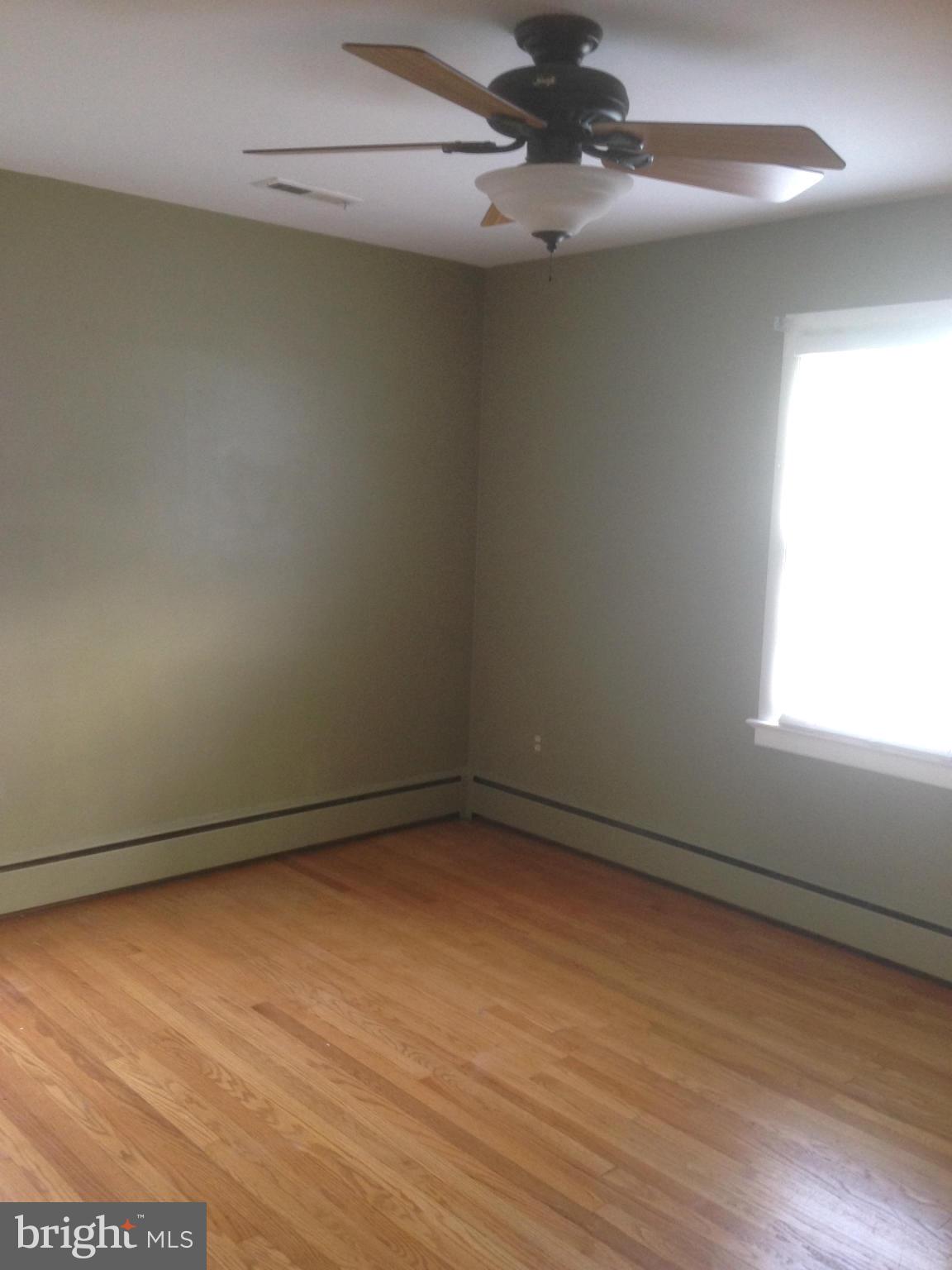 22925 Frederick Road Clarksburg, MD 20871 - Photo 14 of 27 Bath (Master)