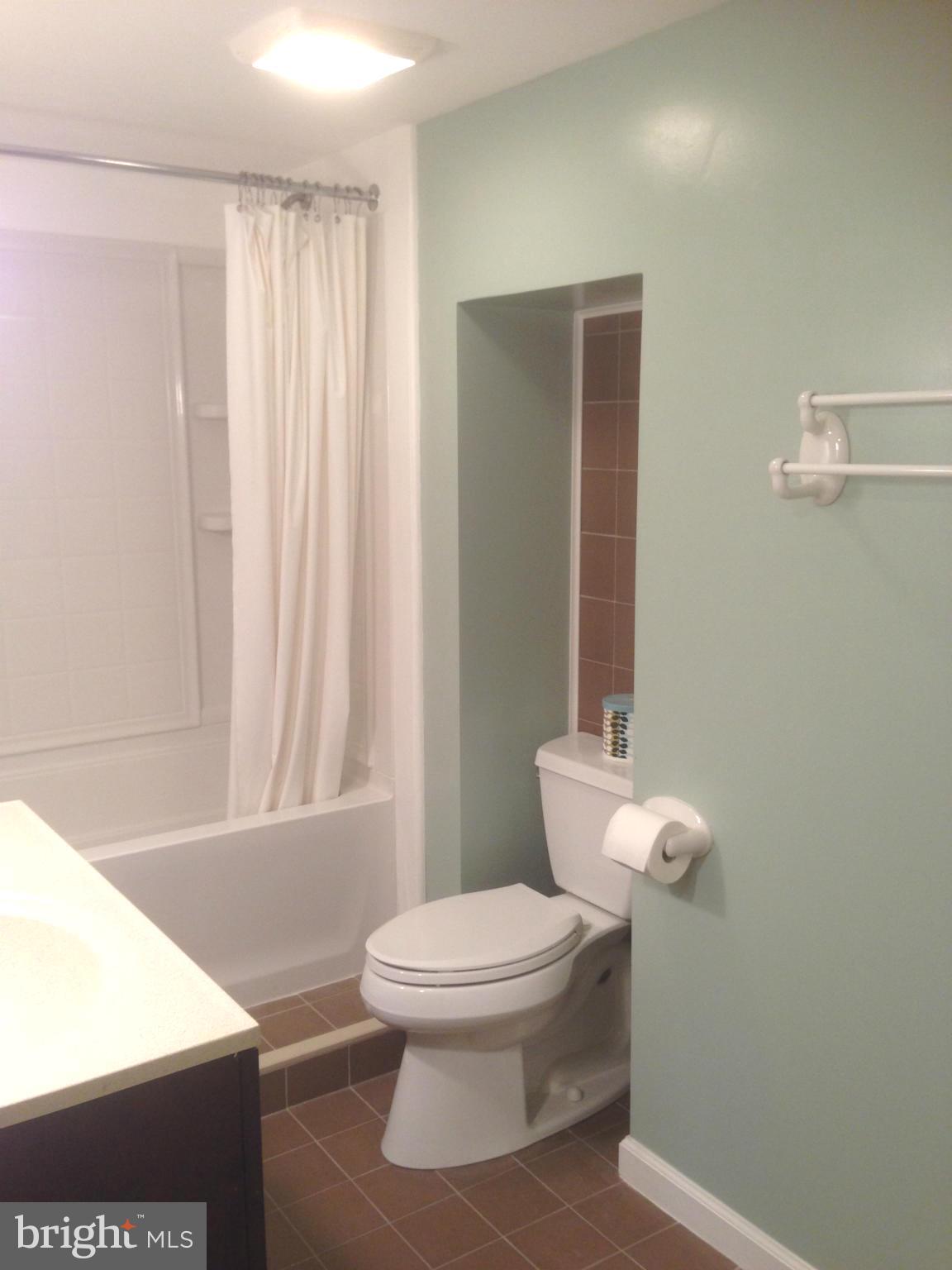 22925 Frederick Road Clarksburg, MD 20871 - Photo 25 of 27 Basement (Bathroom)