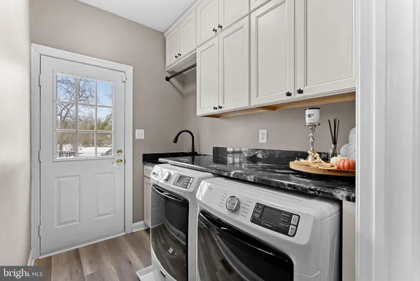 $1,395,000 | 43312 Crystal Lake Street, Leesburg, VA 20176