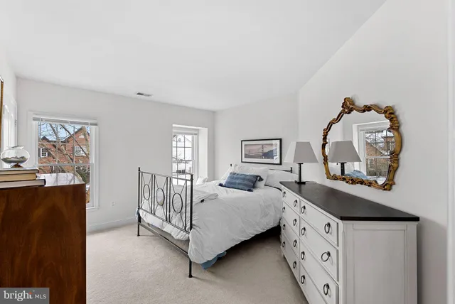 $1,530,000 | 43312 Crystal Lake Street, Leesburg, VA 20176