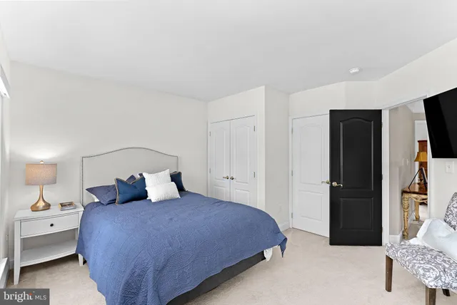 $1,530,000 | 43312 Crystal Lake Street, Leesburg, VA 20176