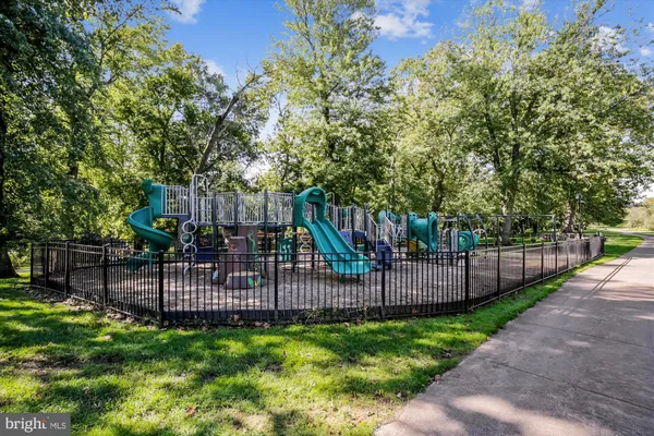 $1,395,000 | 43312 Crystal Lake Street, Leesburg, VA 20176