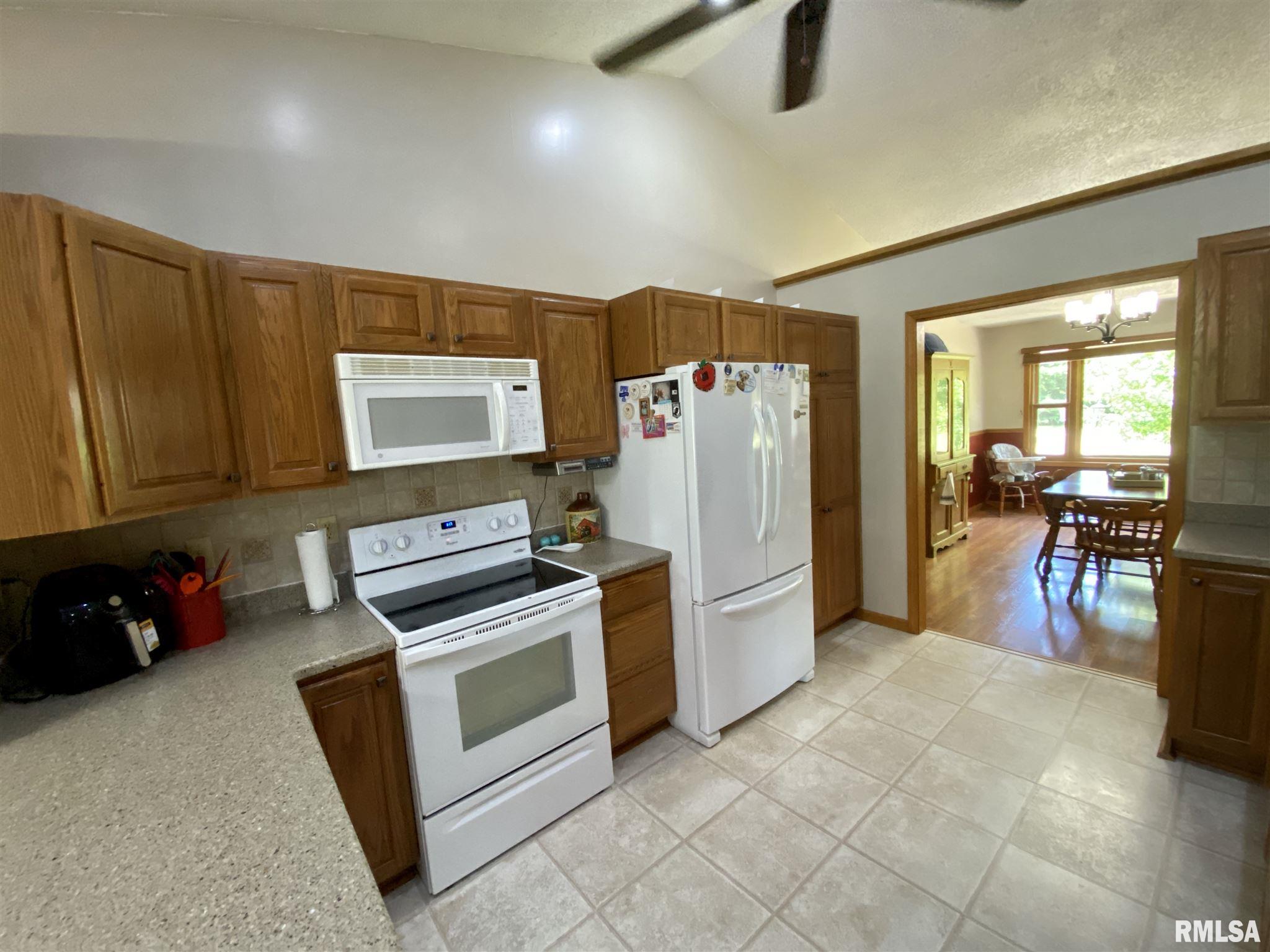 44 Aspen Road Pleasant Plains, IL 62677 - Photo 18 of 49 Gallery Image 18