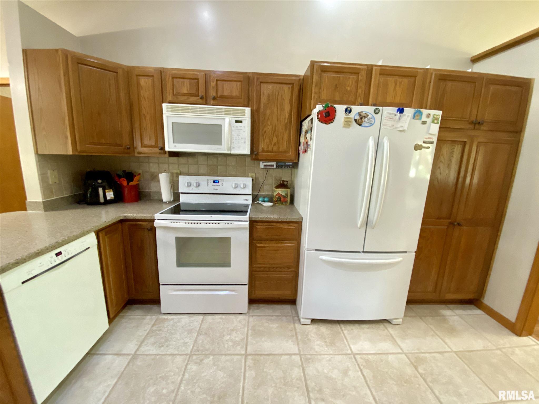 44 Aspen Road Pleasant Plains, IL 62677 - Photo 21 of 49 Gallery Image 21