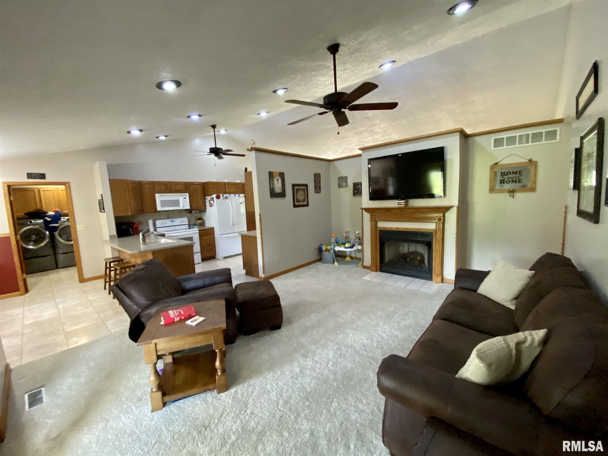 44 Aspen Road Pleasant Plains, IL 62677 - Photo 29 of 49 Gallery Image 29