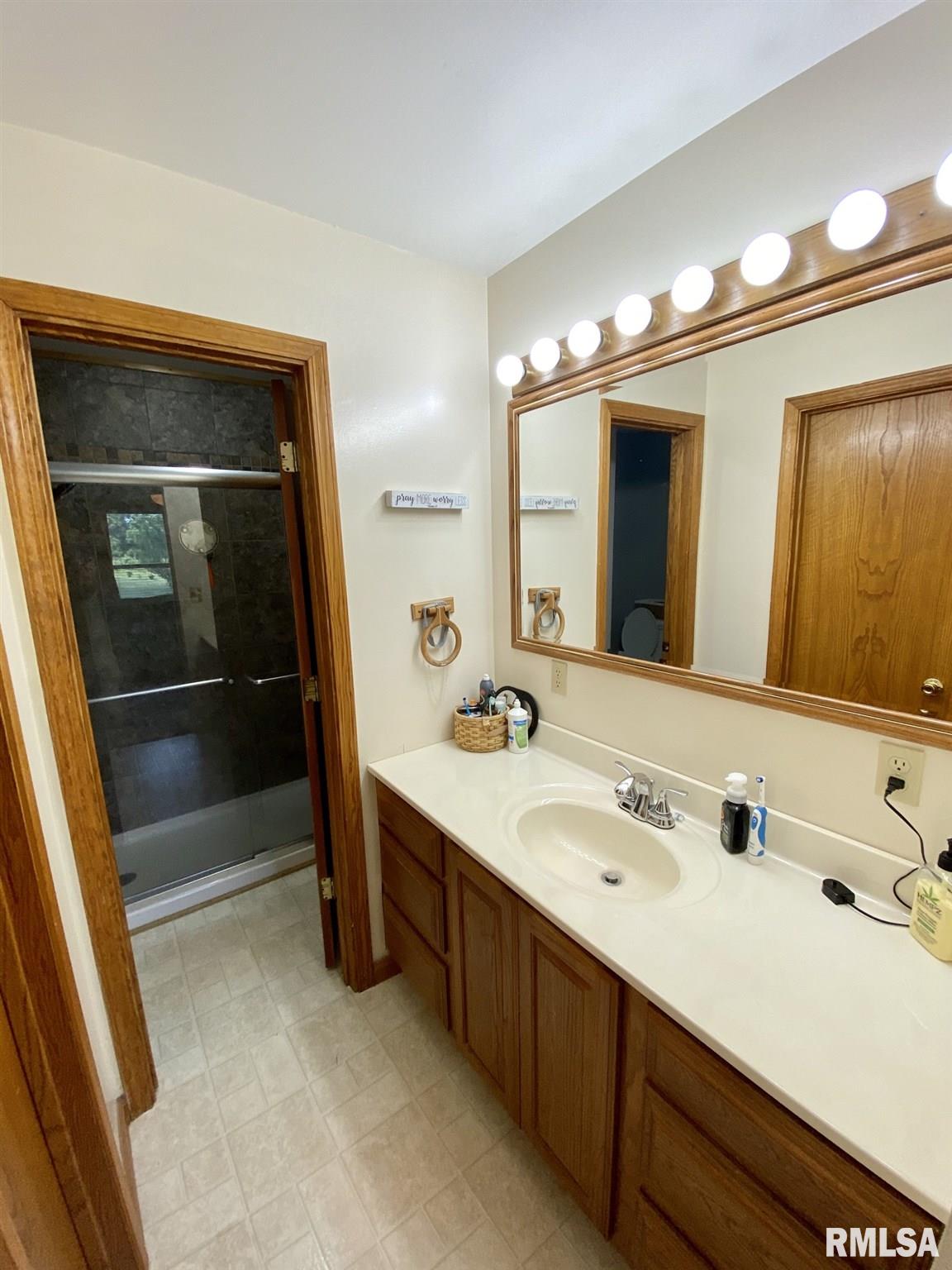 44 Aspen Road Pleasant Plains, IL 62677 - Photo 36 of 49 Gallery Image 36