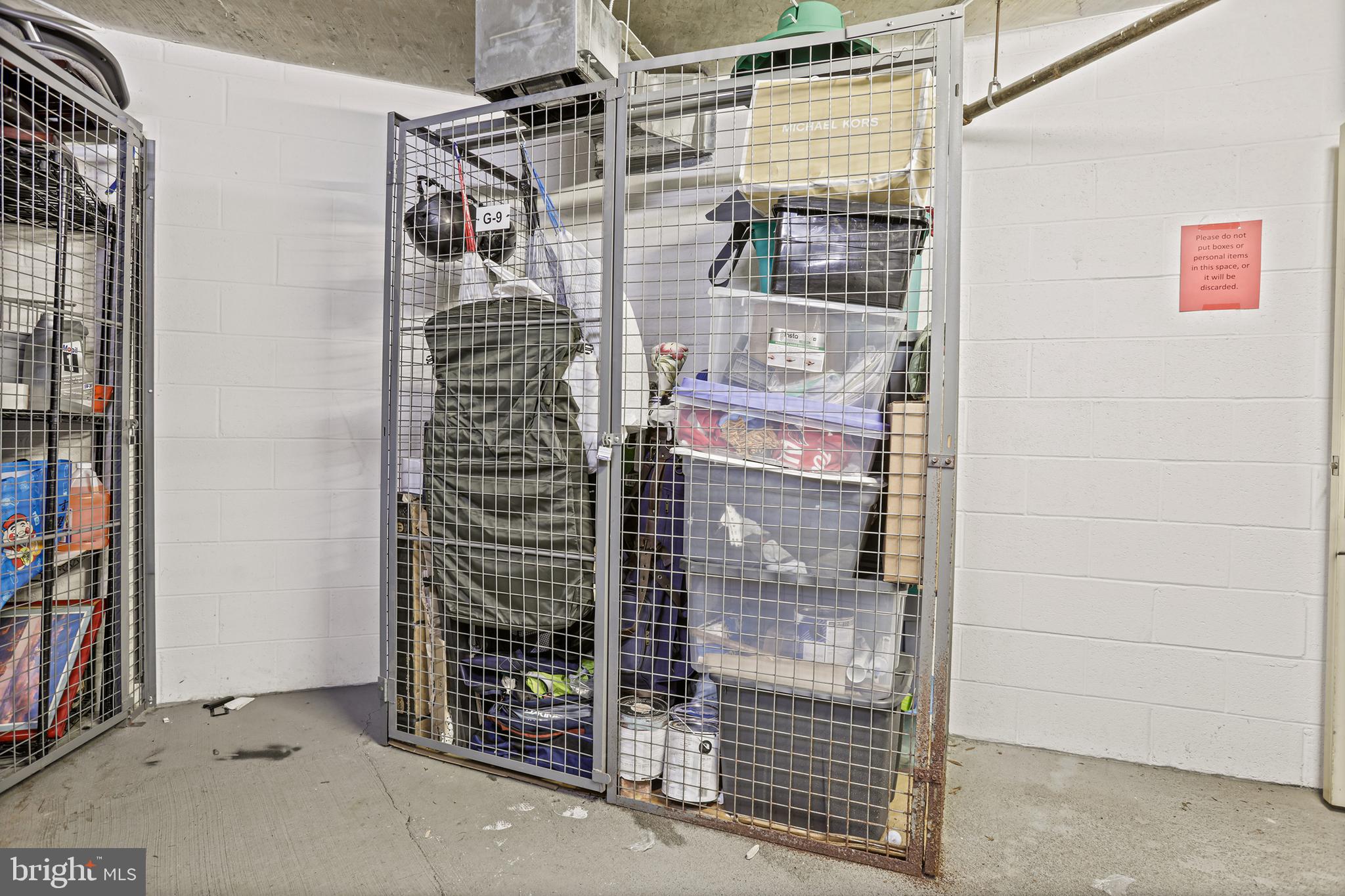 1220 North Fillmore Street, Unit 602 Arlington, VA 22201 - Photo 29 of 43 a view of shower
