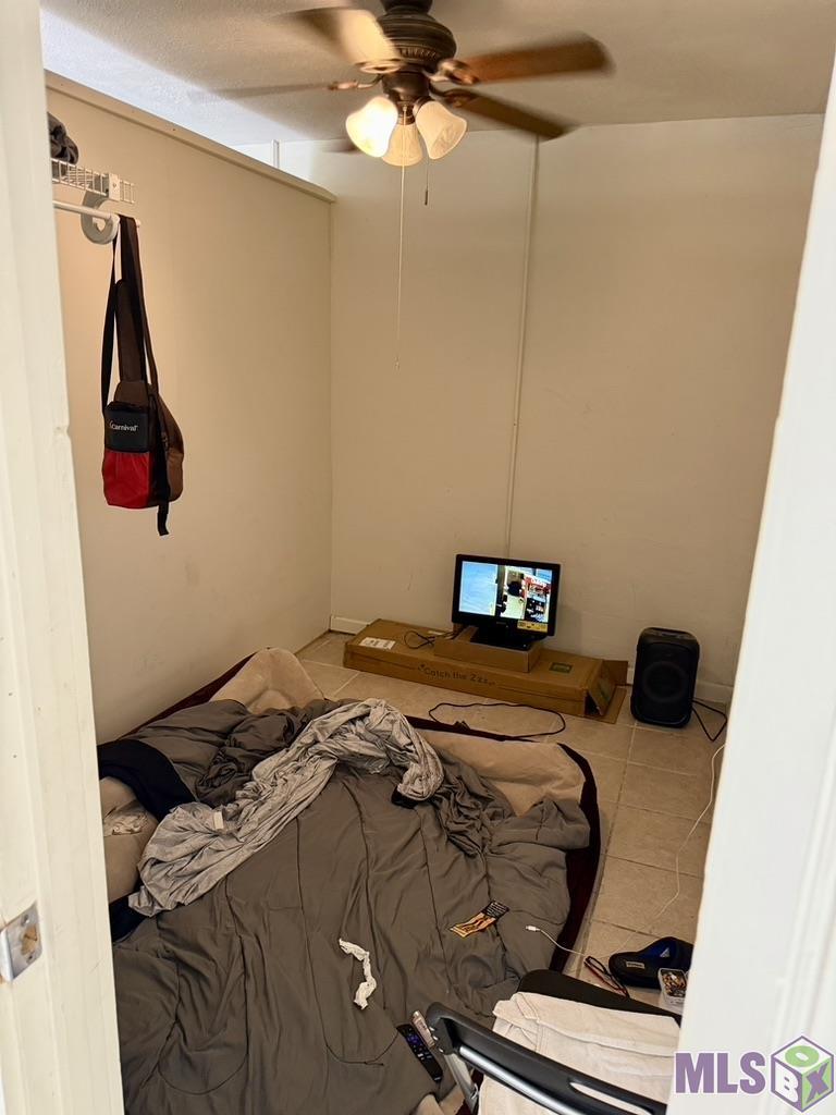 227 Hobson Street Houma, LA 70360 - Photo 11 of 13 309 Naquin - Bedroom