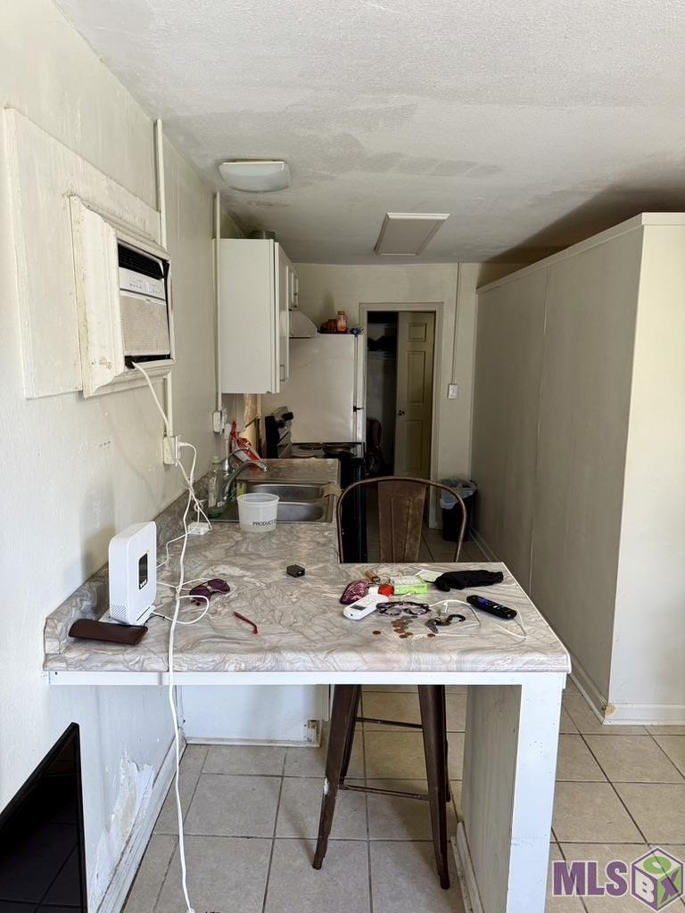 227 Hobson Street Houma, LA 70360 - Photo 10 of 13 309 Naquin Kitchen