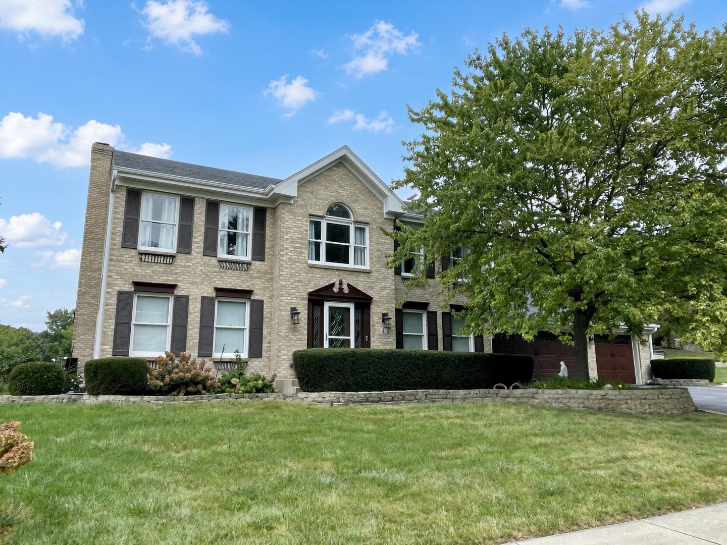 4 River Bend Road Montgomery, IL 60538 - Photo 1 of 54 Gallery Image 1