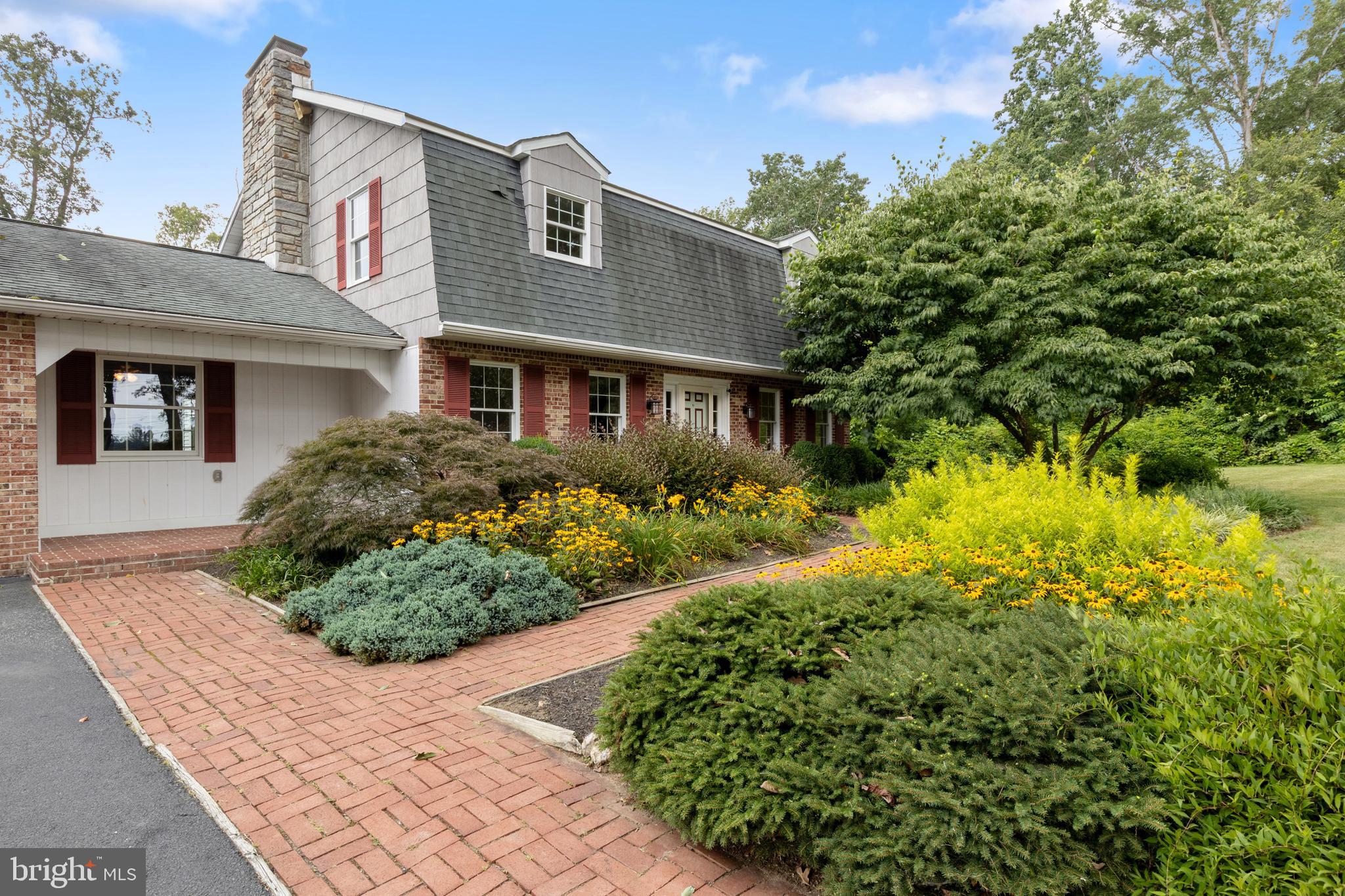 4850 Delta Road Delta, PA 17314 - Photo 12 of 74 front view of a house with a yard