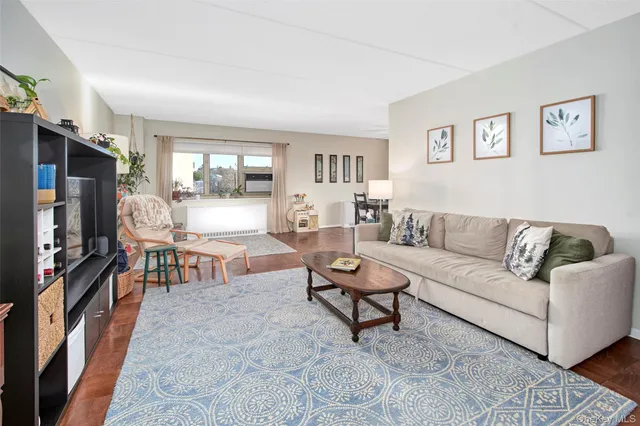 $420,000 | 470 Halstead Avenue, Unit 4G, Harrison, NY 10528