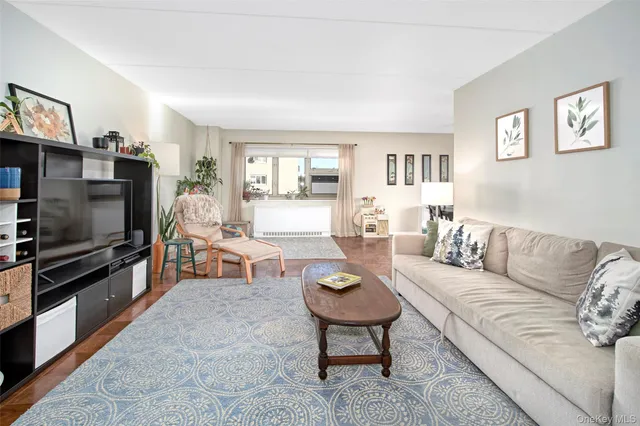 $420,000 | 470 Halstead Avenue, Unit 4G, Harrison, NY 10528