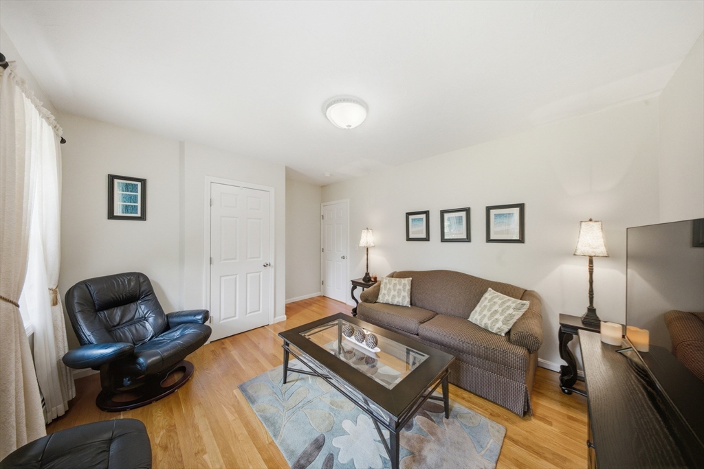 125 Carruth Road Templeton, MA 01468 - Photo 21 of 31