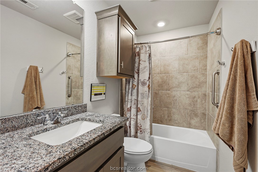 2042 Rock Rdg Avenue Bryan, TX 77807 - Photo 17 of 25