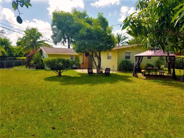 $788,000 | 12501 Southwest 90th Avenue, Miami, FL 33176