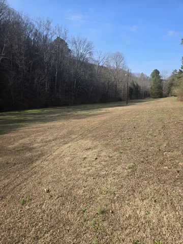 $299,500 | 2130 Irwin Branch Road, Waynesboro, TN 38485