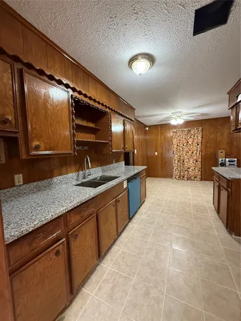$1,699 | 7325 Ley Road, Houston, TX 77028