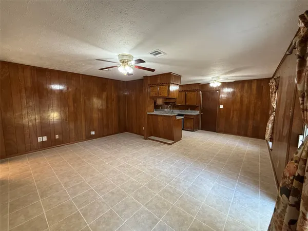 $1,699 | 7325 Ley Road, Houston, TX 77028