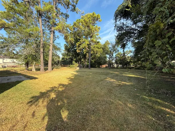 $1,699 | 7325 Ley Road, Houston, TX 77028