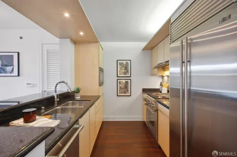 $979,000 | Brannan Street, San Francisco, CA 94107