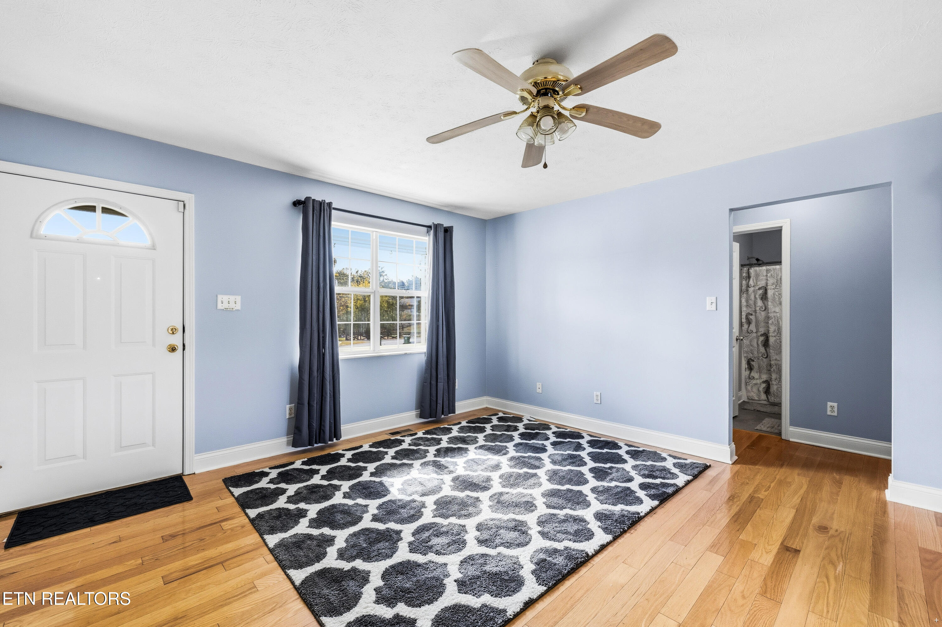 163 Meadow Breeze Road Corryton, TN 37721 - Photo 4 of 23 Positive Perceptions-4