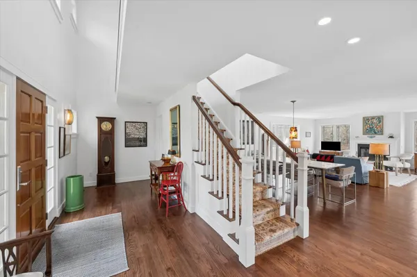 $20,000 | 48 White Oak Lane, Southampton, NY 11968
