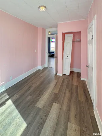 $59,500 | 118 West North Street, Mount Sterling, IL 62353