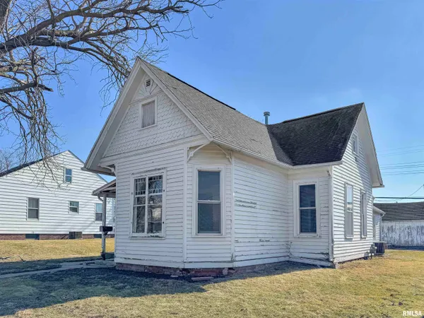 $59,500 | 118 West North Street, Mount Sterling, IL 62353